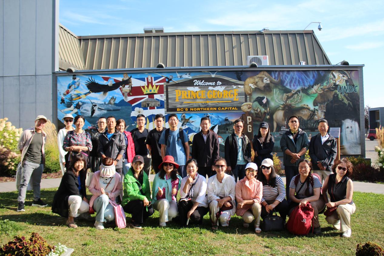 王子城 华人市长亲自带队 实地探秘加拿大投资新机遇PG电子游戏麻将胡了史上规模最大华人考察团走进乔治(图4)