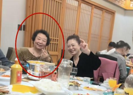 ：袁世凯87岁孙子太冻龄曹锟孙女罕见亮相PG电子麻将胡了试玩