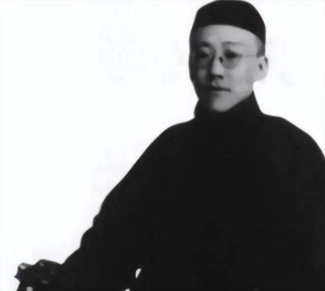 ：袁世凯87岁孙子太冻龄曹锟孙女罕见亮相PG电子麻将胡了试玩军阀后人聚会照片曝光(图17)